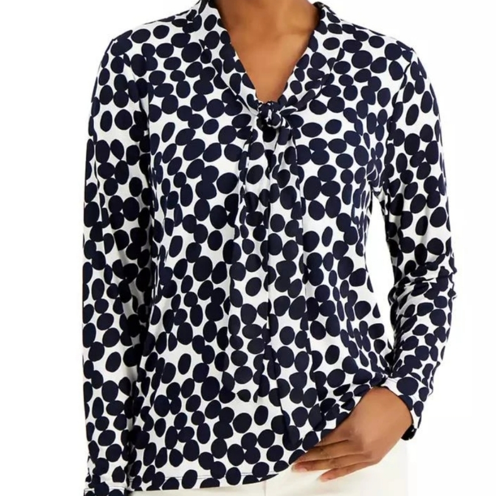 Charter Club Navy Polka Dot Long Sleeve V-Neck, Tie-Neck Detail, Size Petite-PP